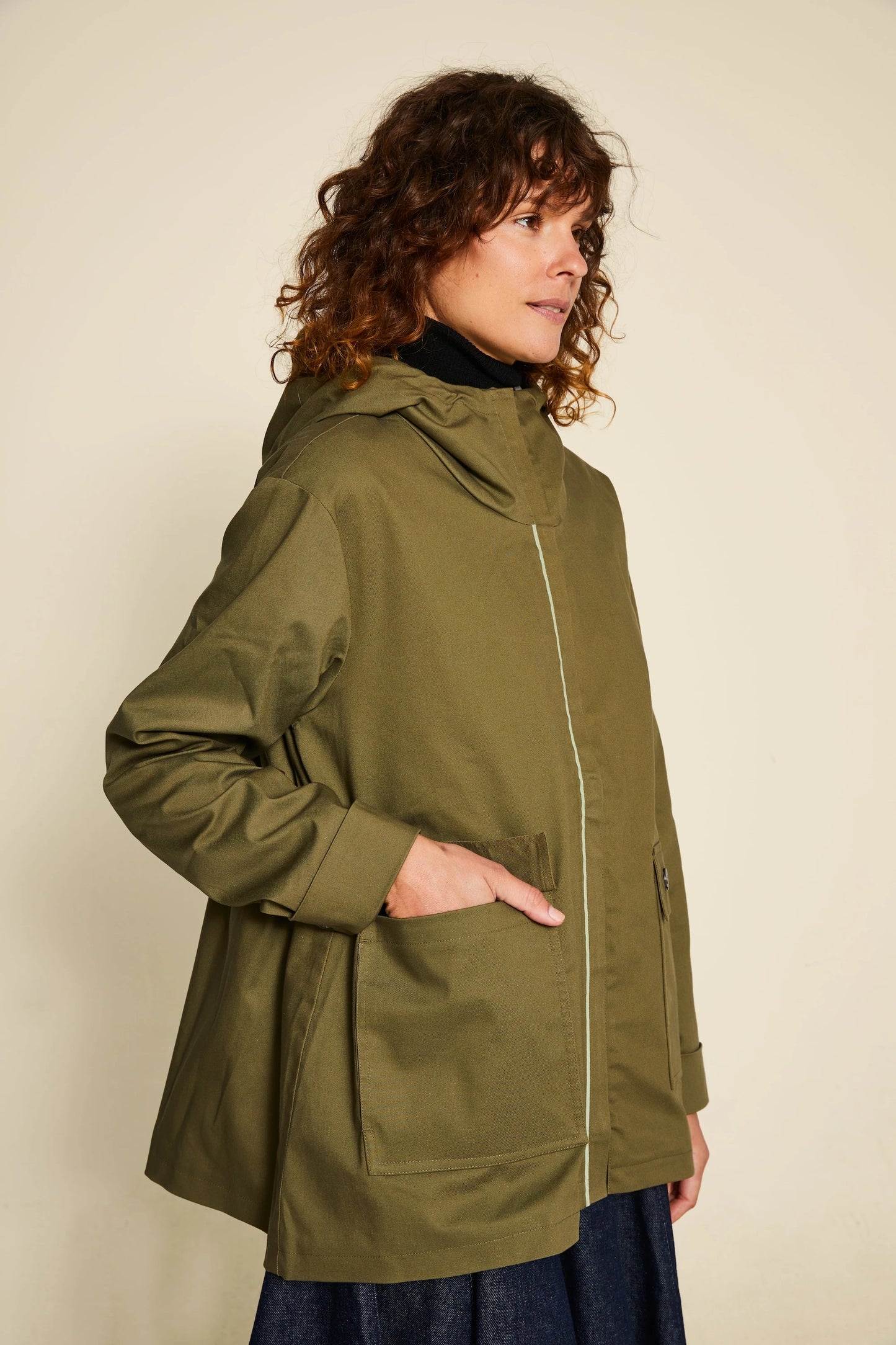 LE MANTEAU CLÉO