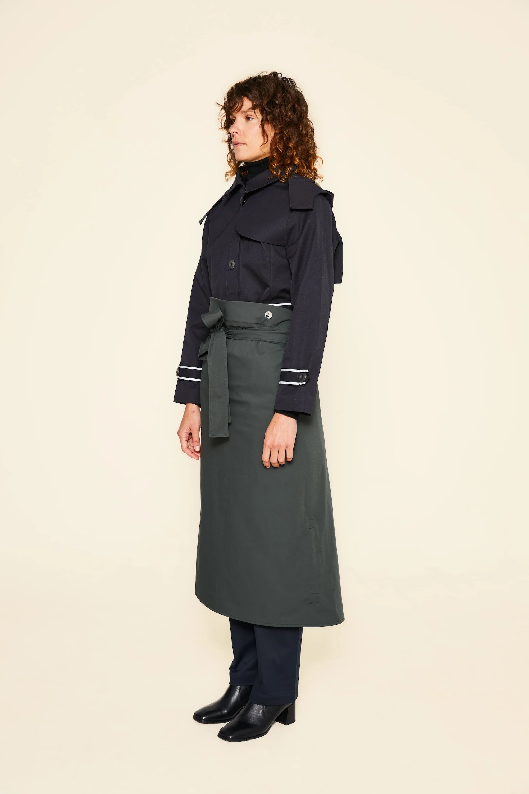 NÉRUPEA TABLIER SUR-JUPE