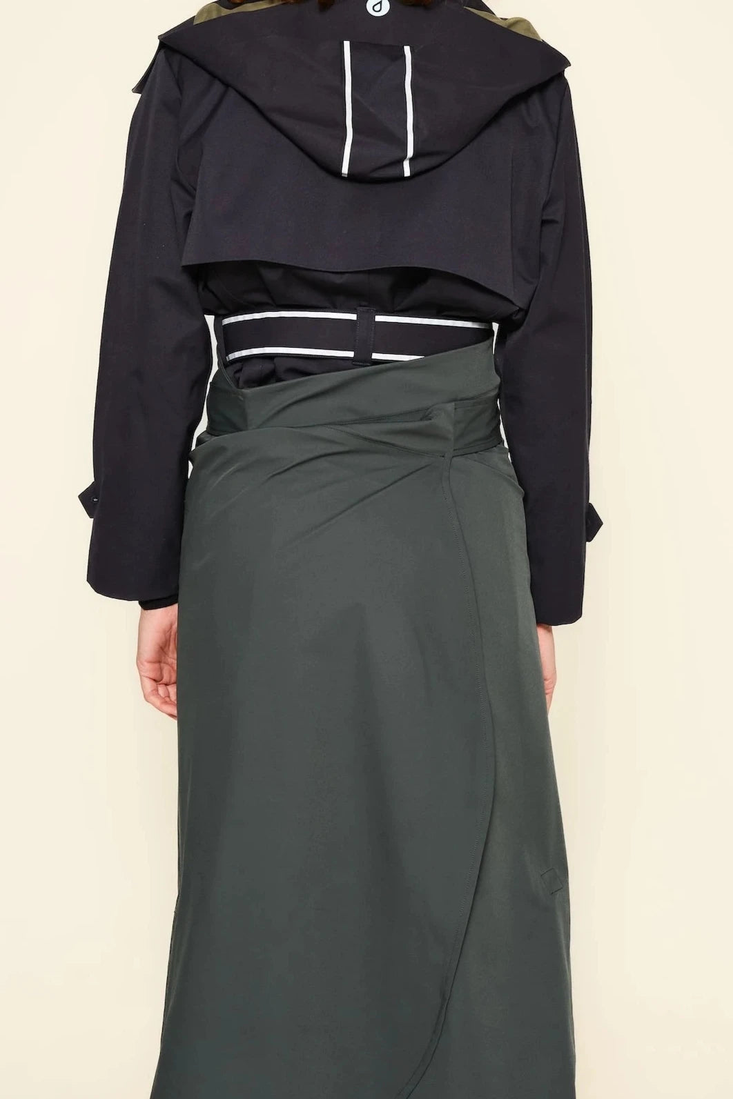 NÉRUPEA TABLIER SUR-JUPE