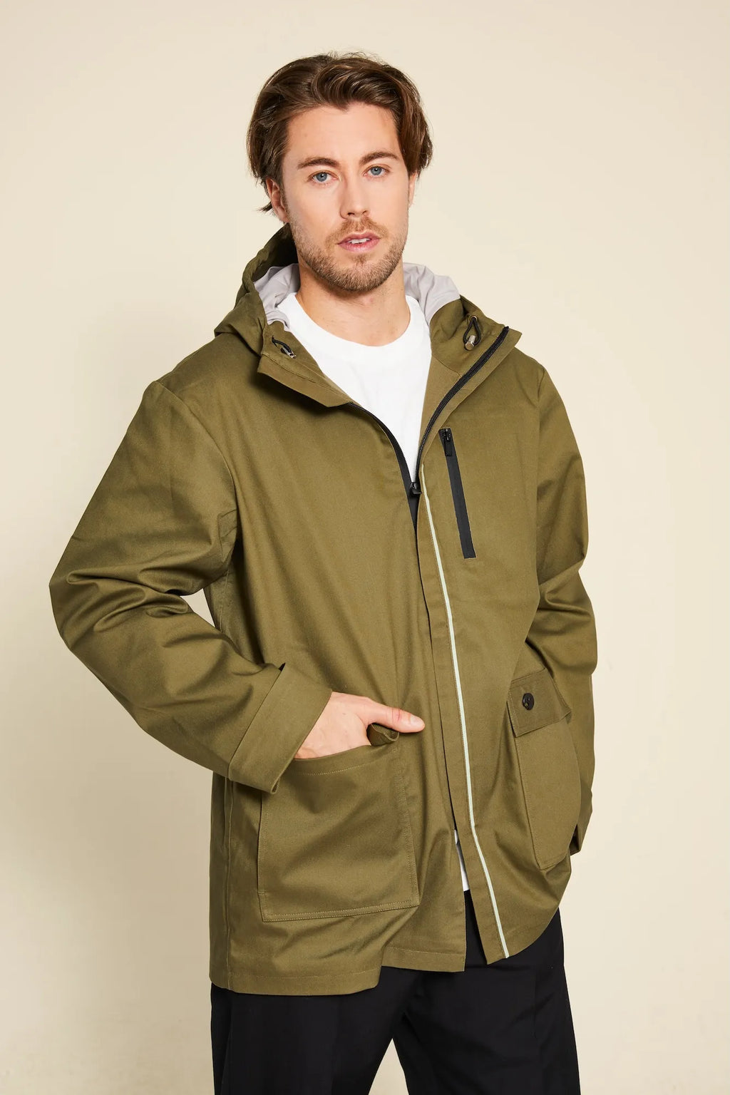 LE MANTEAU LORETO